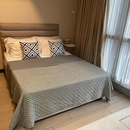 1 Bedroom Condo Uptown Parksuites Bgc, High Floor, Morning Sun Manila Esterno foto